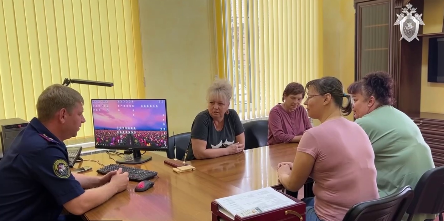 Следователи заставили директора энгельсской мебельной фабрики выплатить сотрудникам 6 миллионов рублей